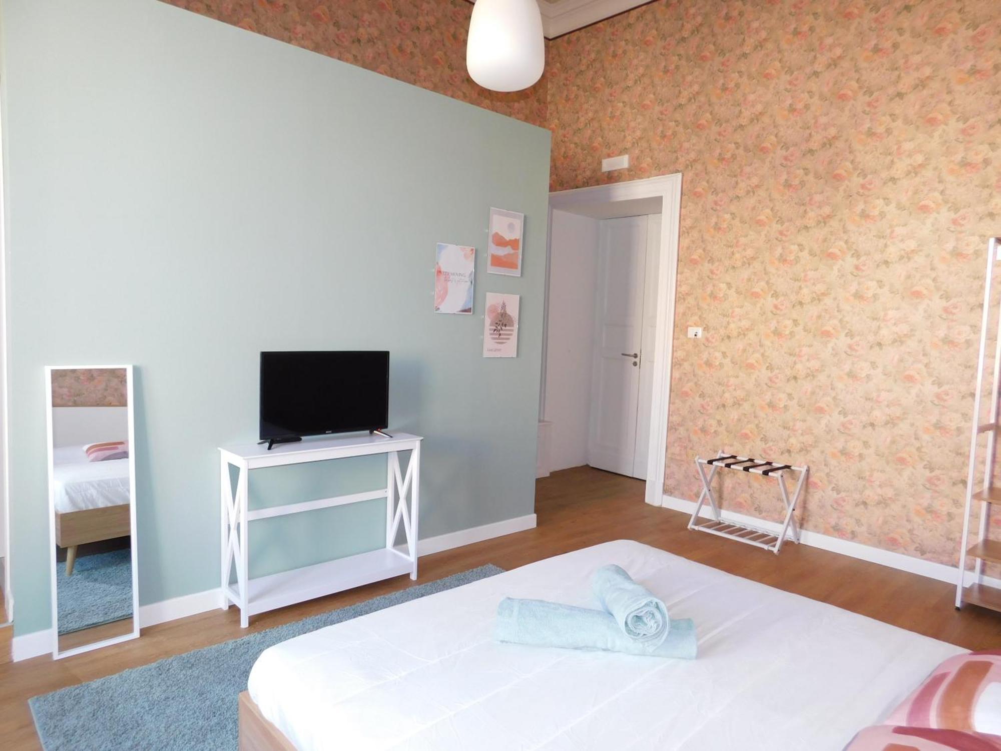Hibiscus - Etnea Rooms Catánia Buitenkant foto